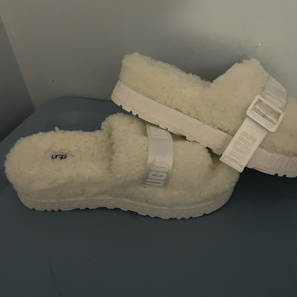 UGG Fluffy White Sandals
